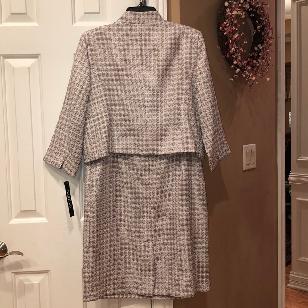 DRESS 👗 - Picture 3 of 5
